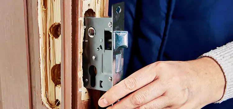 Garage Door Lock Replacement Norwich